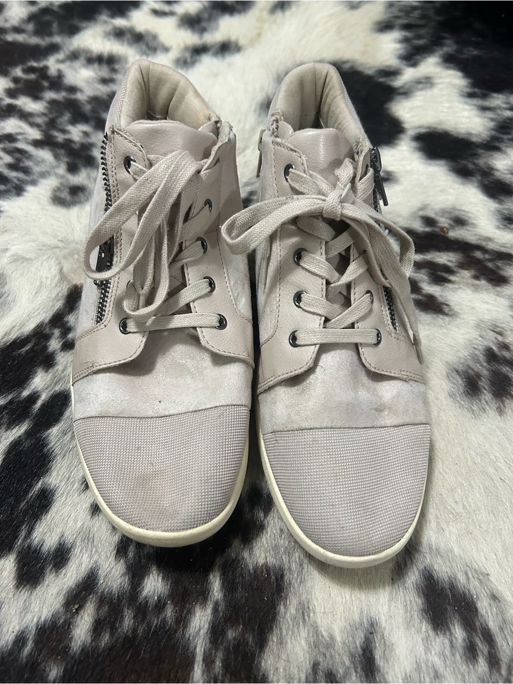 Aldo Light Beige High-Top Lace-Up Sneakers
